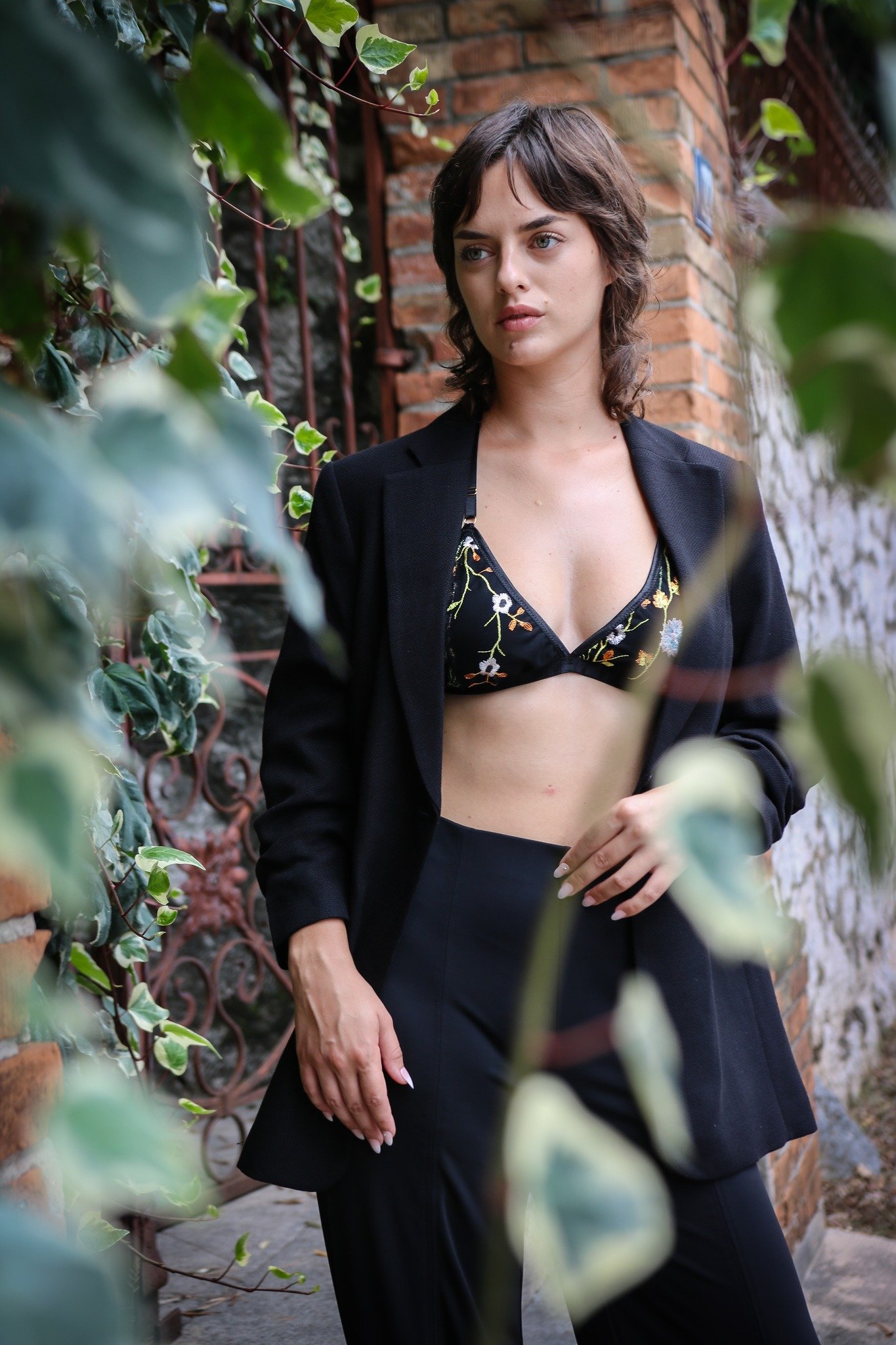 Dark Forest Embroidered Lingerie Set - Slika 7