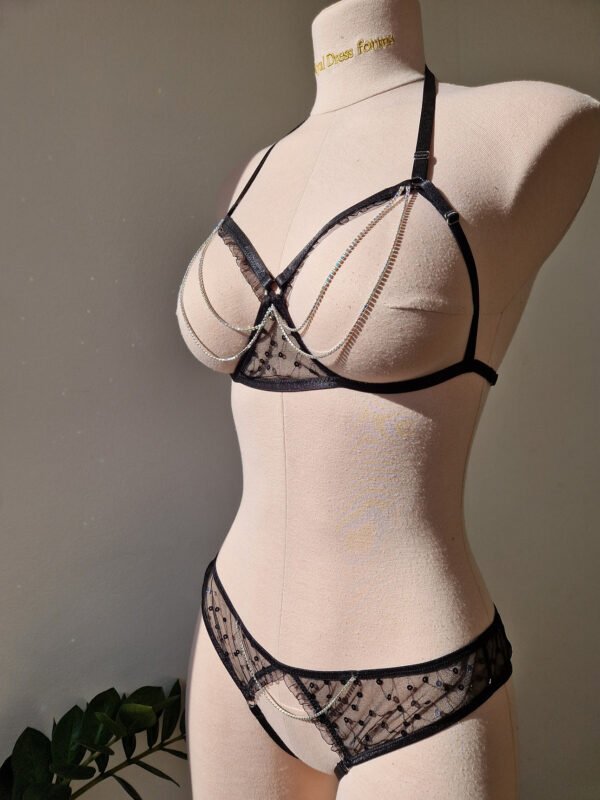 Nea Ouvert Glittery Chain Lingerie Set