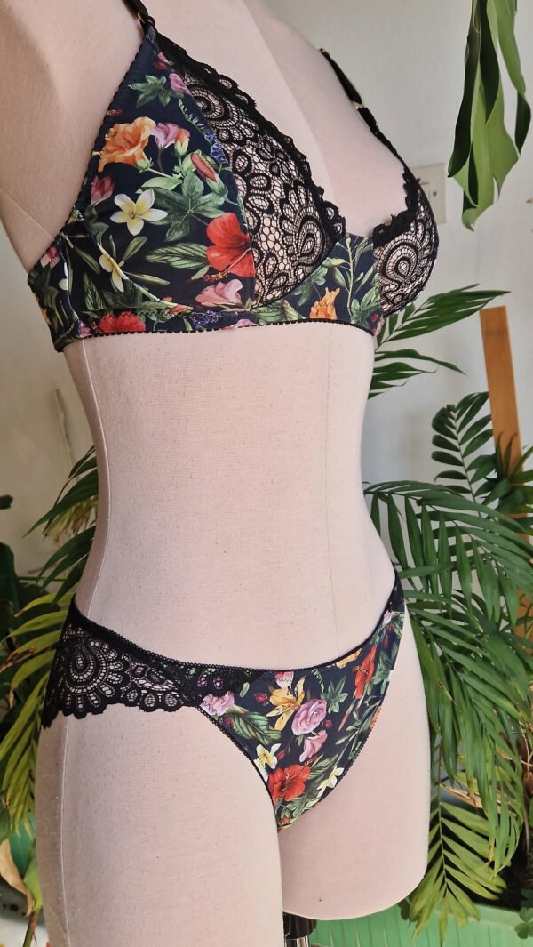 Phoebe Set - Image 5
