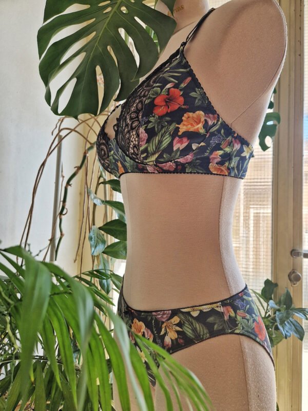 Phoebe Set - Image 6