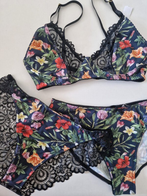 Phoebe Set - Image 2